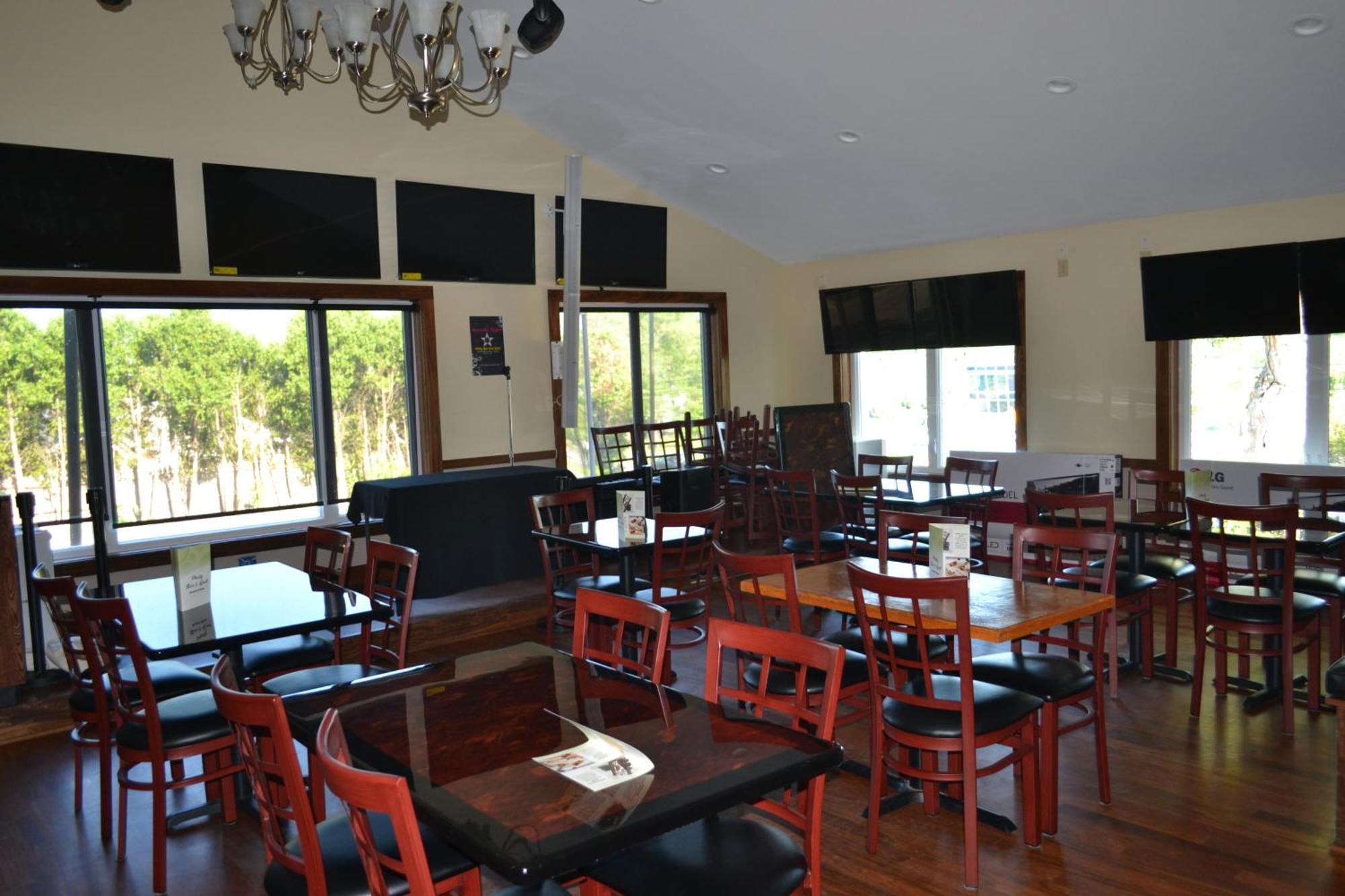 Latham Inn Екстериор снимка